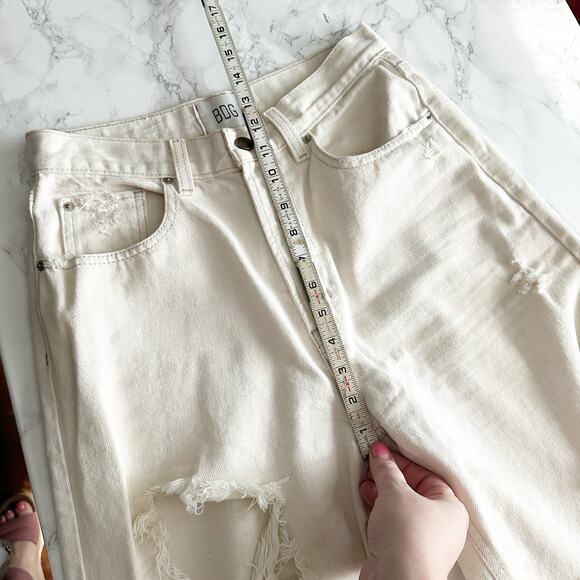 BDG High Rise Baggy Distressed Cream Color Jeans‎ women’s size 28 urban - Picture 13 of 14
